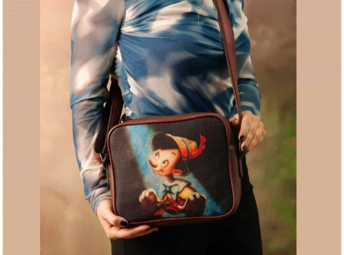 Pinokyo Tasarımlı Orta Boy Postacı Çanta / Kahverengi
